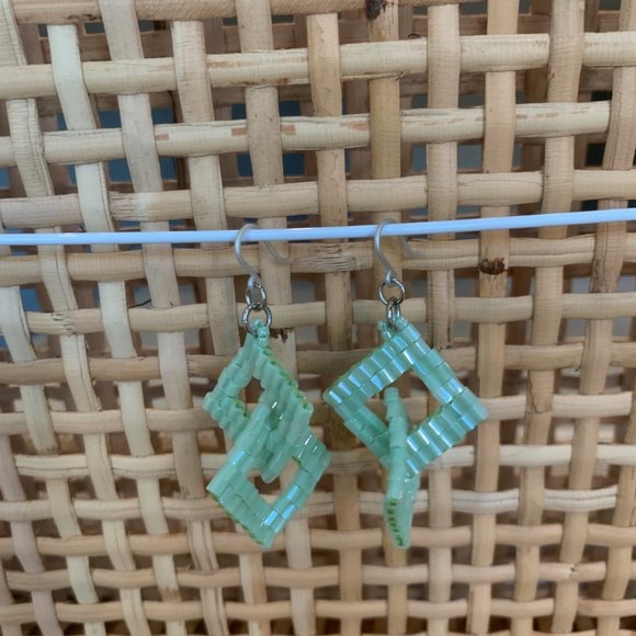 Sea Glass Color Beaded Earrings from Japan - Picture 4 of 11